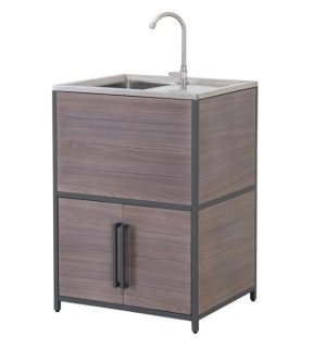 UTEKÖK MAMBO VASKSKÅP: Fristående diskho, skåp i träfinish, kran och handfat i rostfritt stål.