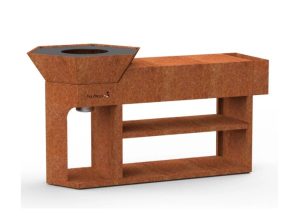 GRILL NESTOR ISLAND BARBECOOK, CORTENSTÅL, sexkantig med två hyllplan, vit bakgrund.